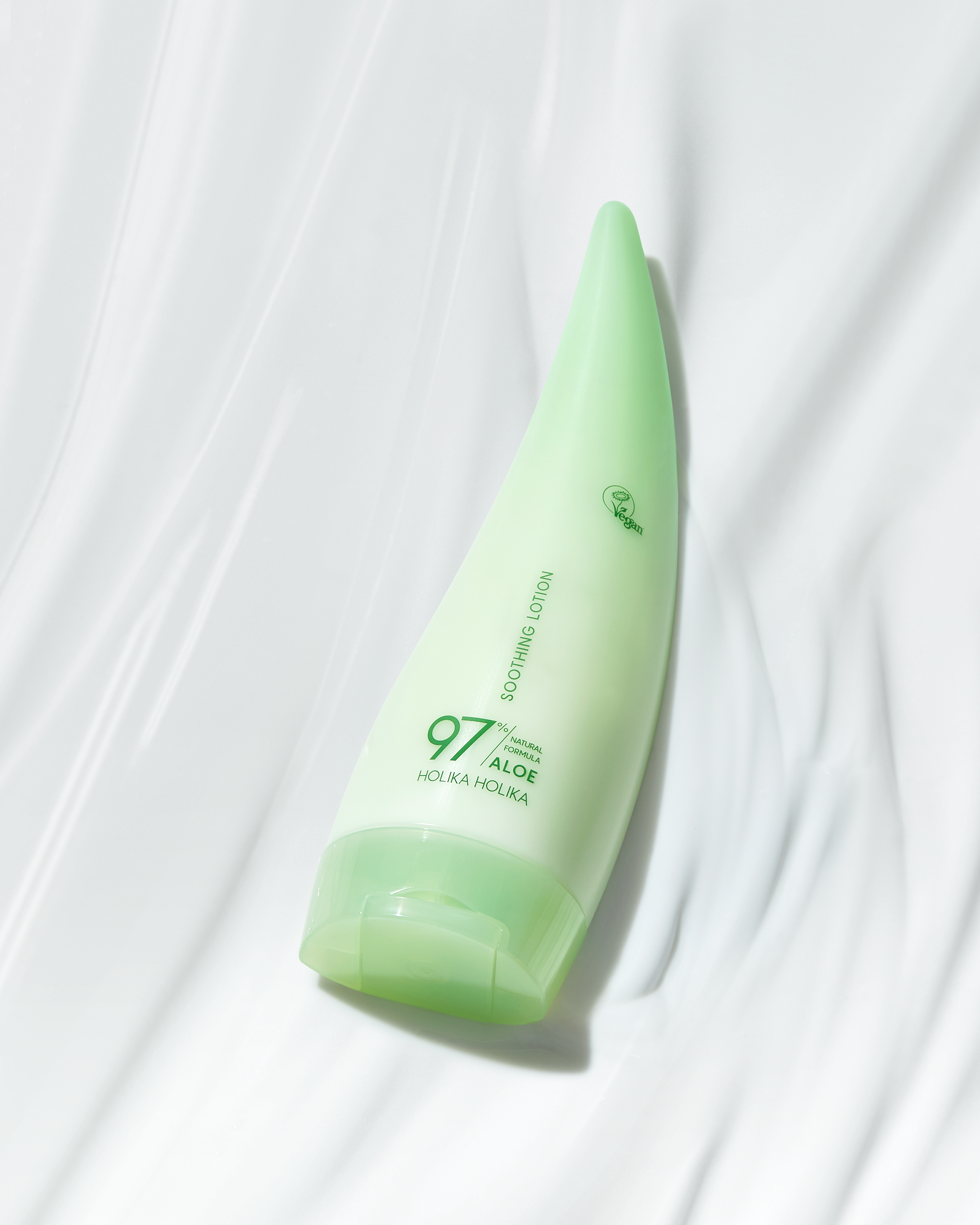 Global Kpop and K-beauty – [Holika Holika] Aloe Natural Formula 97% Soothing Lotion 240ml